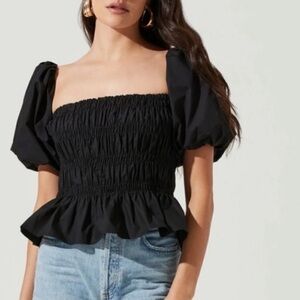 Astr the Label Black Smocked Top Shirt Blouse Crop Puff Sleeve cotton m SAVINA
